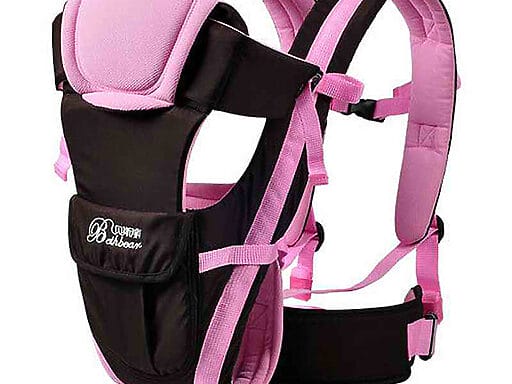 Stilvolle rosa und schwarze Beth Bear Babytrage für komfortables und sicheres Tragen.
